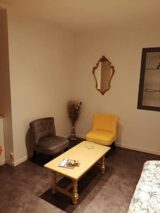 La Chambre De Ze Tournus Exterior photo